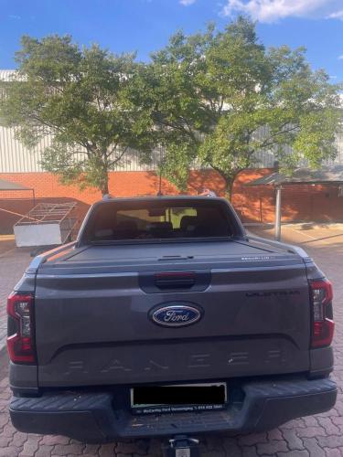 FORD-WILDTRAK-NEXT-GEN-MANUAL ROLLER COVER