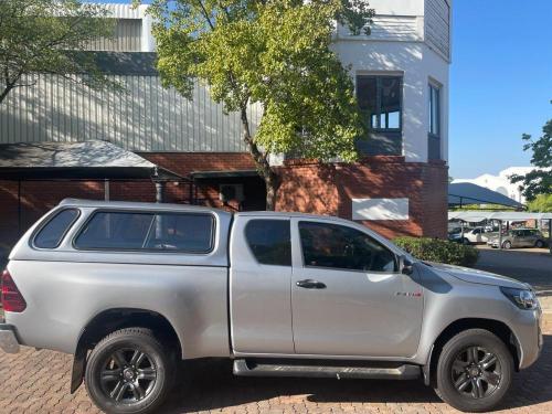 TOYOTA HILUX CANOPY - EXT CAB